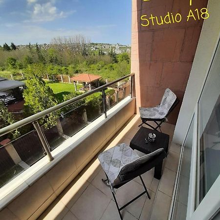Apartment-Studio Daisy In Kiwi Gardens Complex เบียลา ภายนอก รูปภาพ